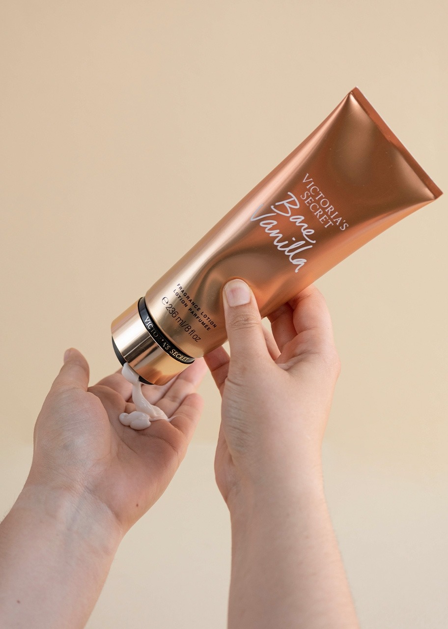 Imagen para Victoria's  Secret Crema y Body Bare Vainilla - 4