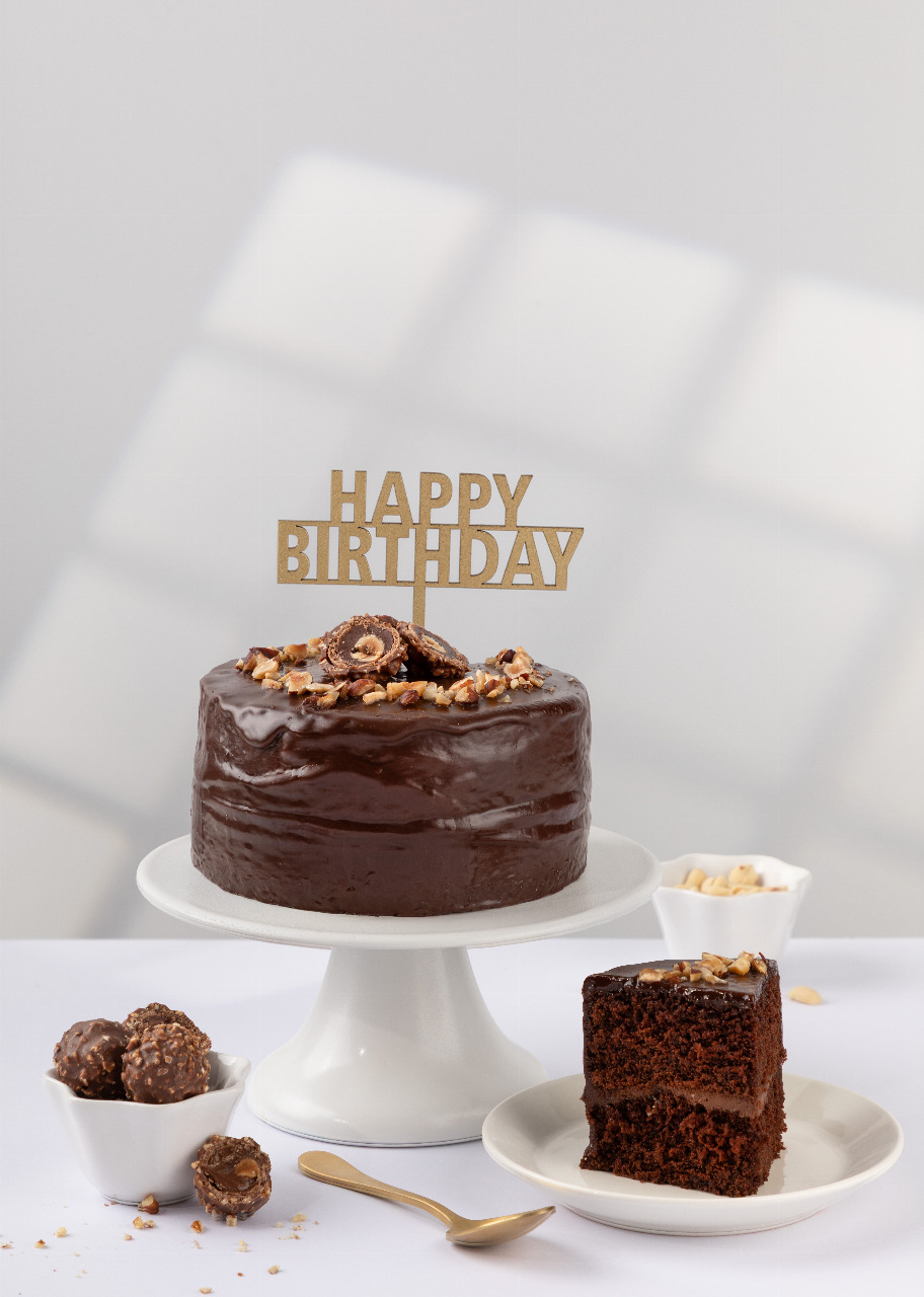 Imagen para Pastel Ferrero Chico con Topper La Divinata - 1