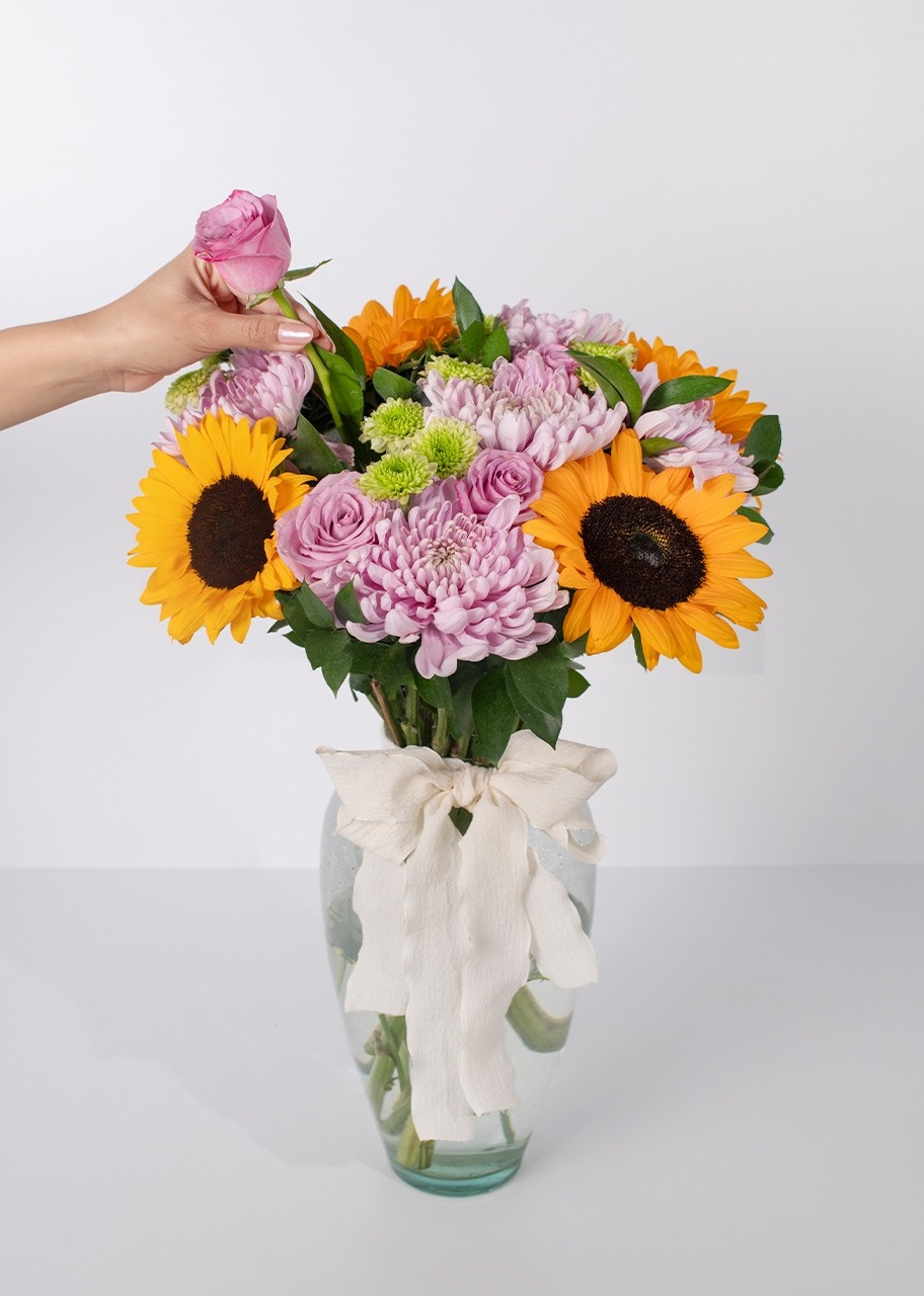 Imagen para Arreglo de Girasoles y Rosas Lila - 3