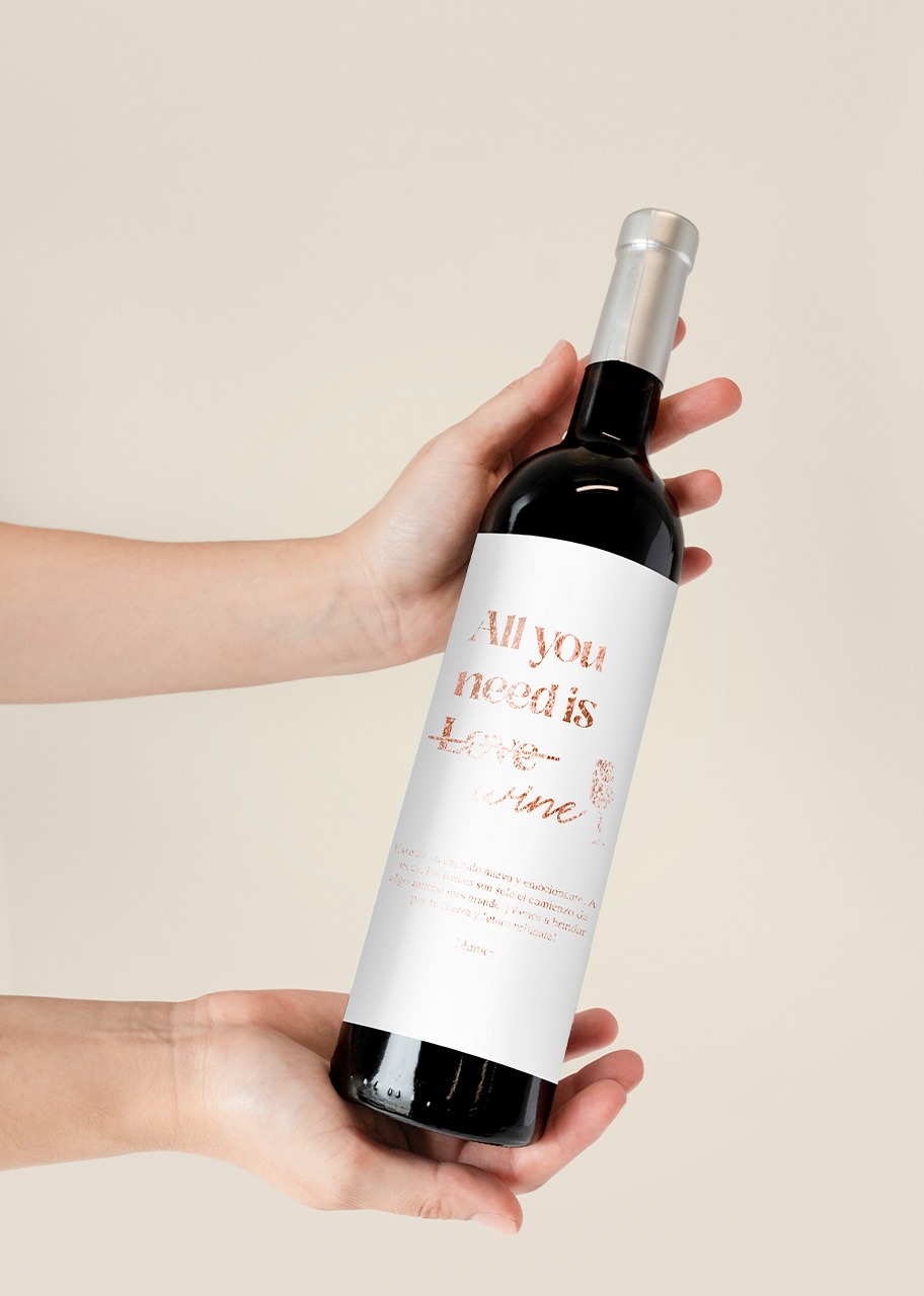 Imagen para Personaliza Vino 3V con etiqueta "All you need is love" - 2