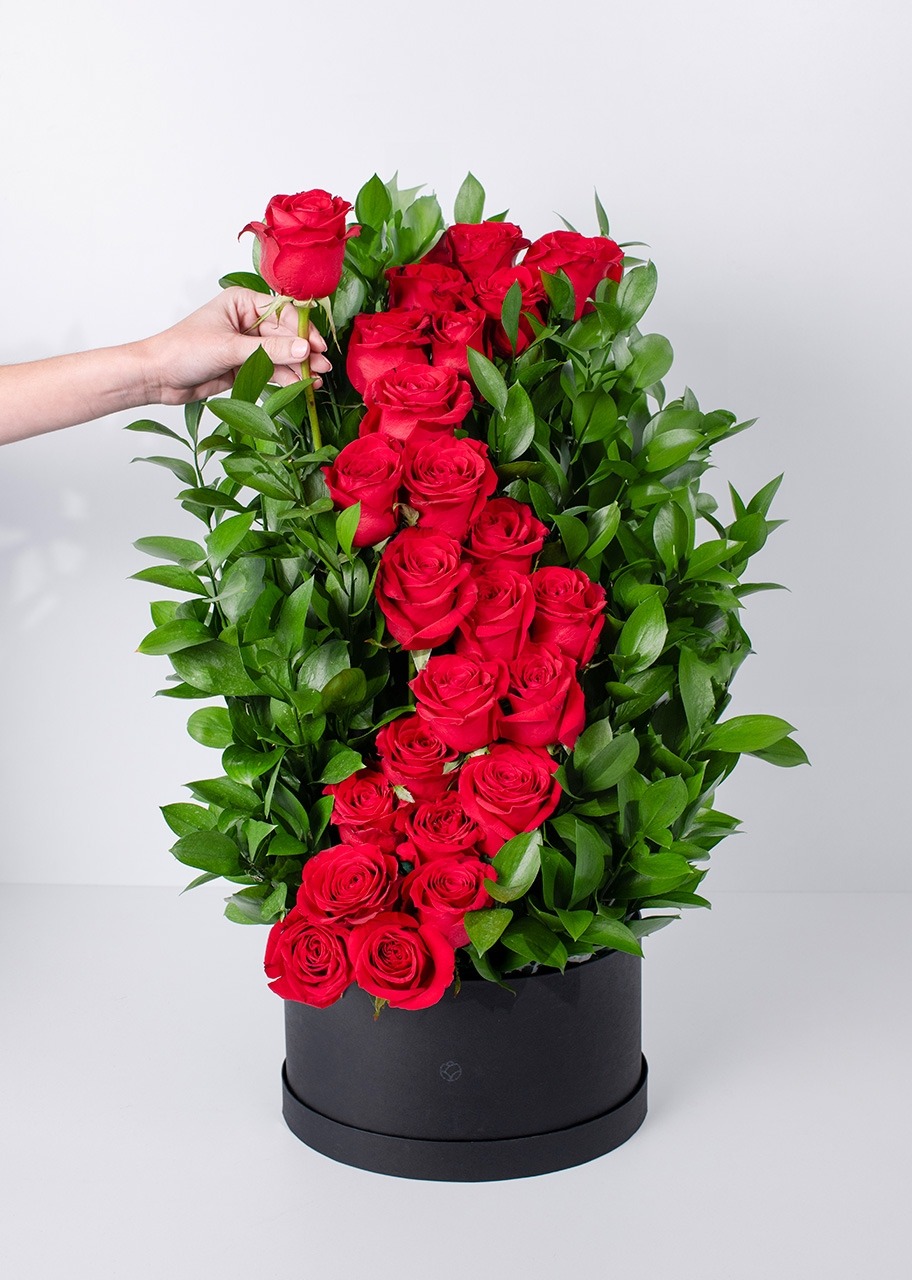 Imagen para Amor infinito con 24 rosas en Caja - 2