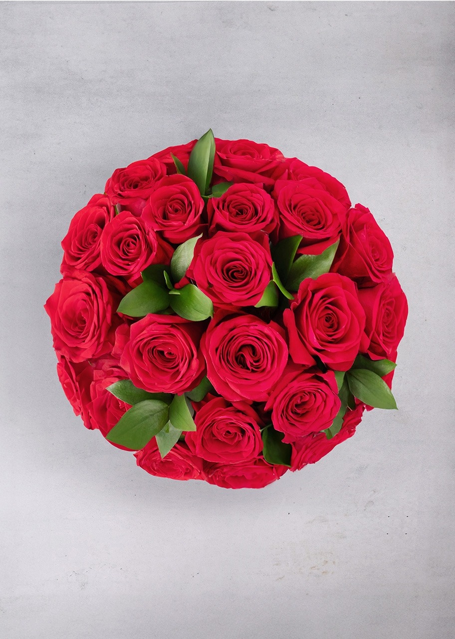 Imagen para 24 Rosas Rojas en Caja Negra - 3