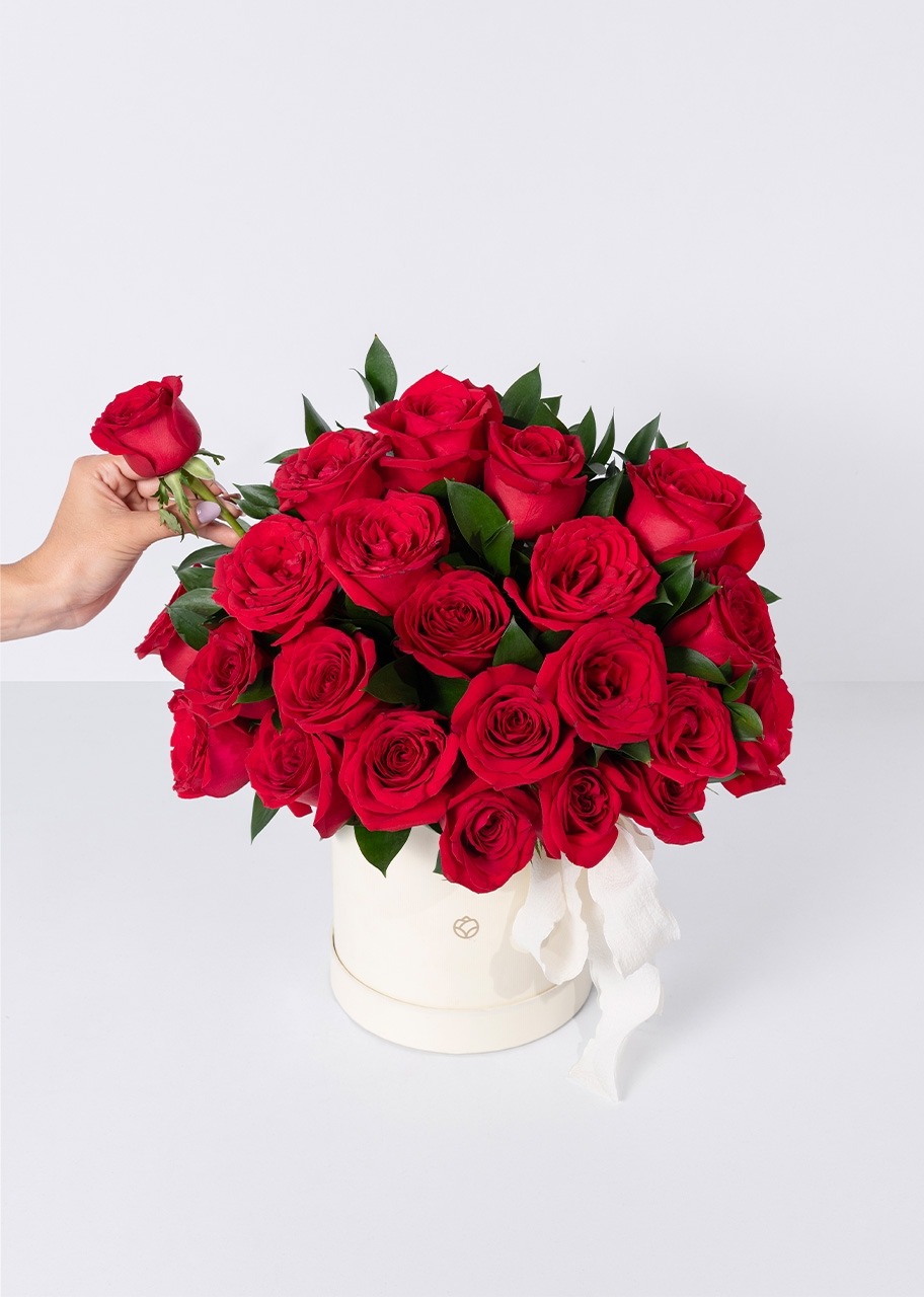 Imagen para Arreglo de 24 Rosas Rojas - 2