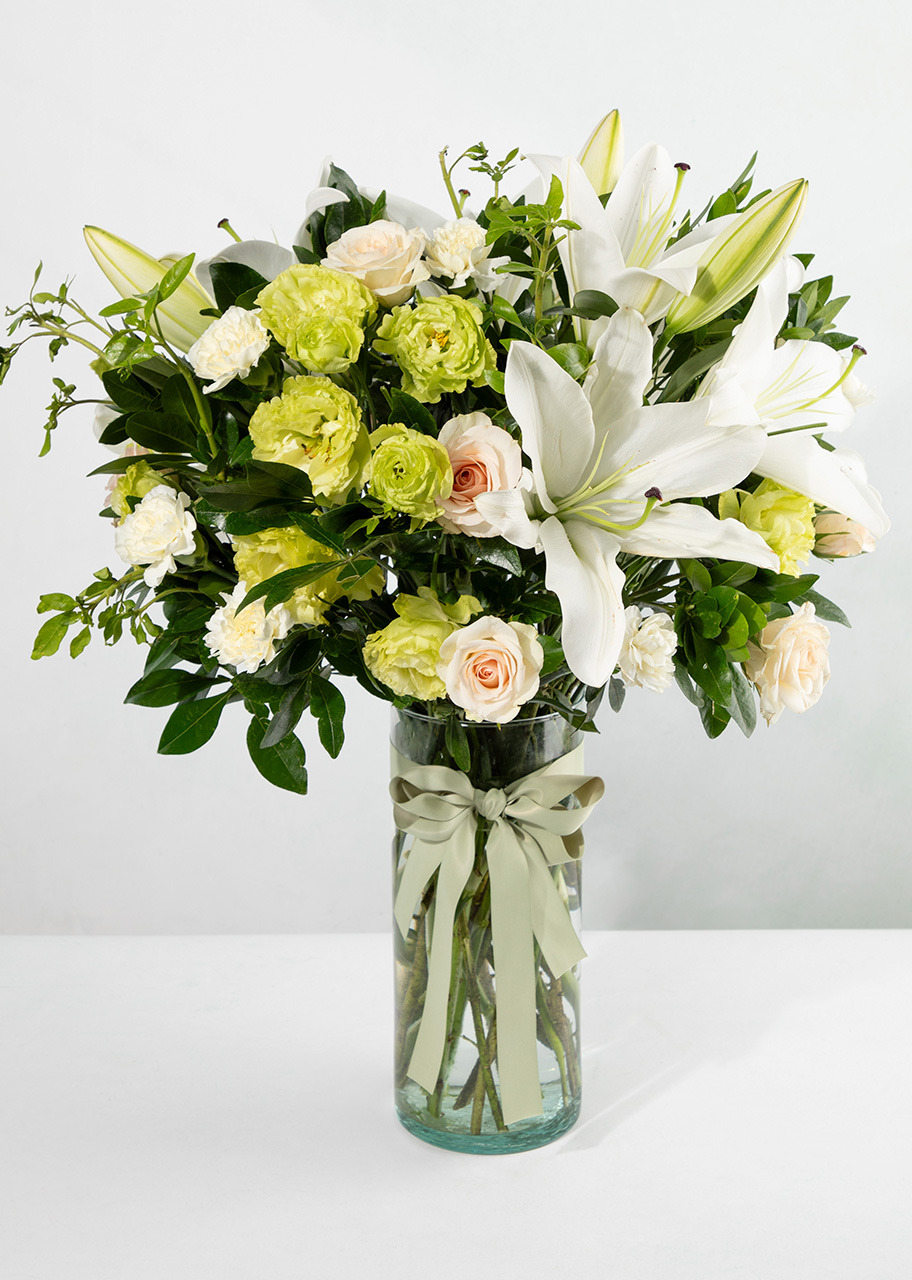 Imagen para Arreglo de Casablancas y Claveles - 1