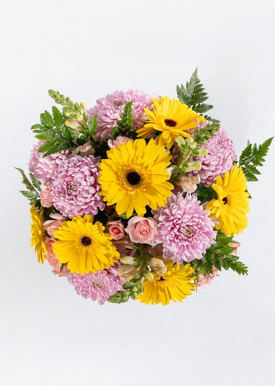 Imagen para Arreglo de Gerberas Amarillas y Roxanas - 3