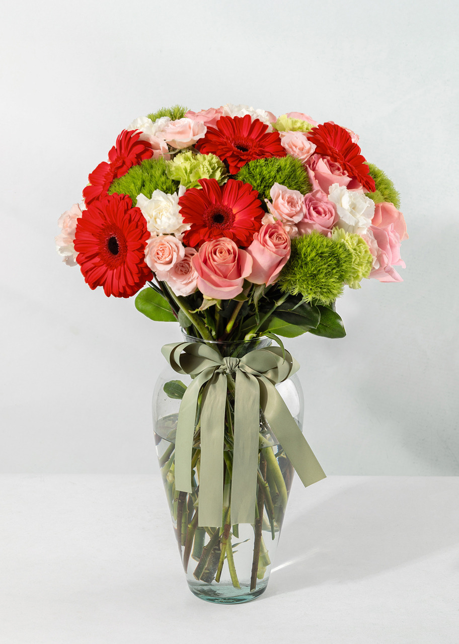 Imagen para Arreglo de Gerberas Rojas y Rosas - 1