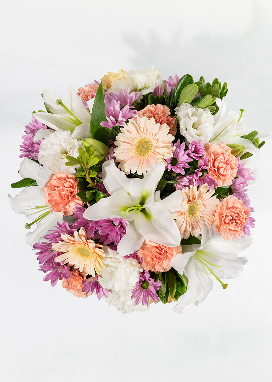 Imagen para Arreglo de Gerberas y Margaritas Lila - 3