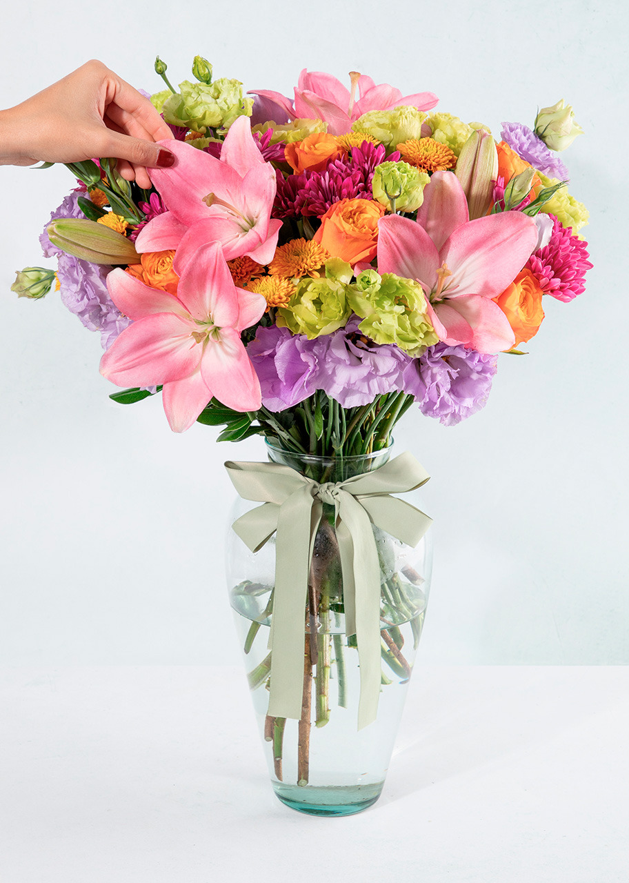 Imagen para Arreglo de Lilys Rosas y Lisianthus - 2