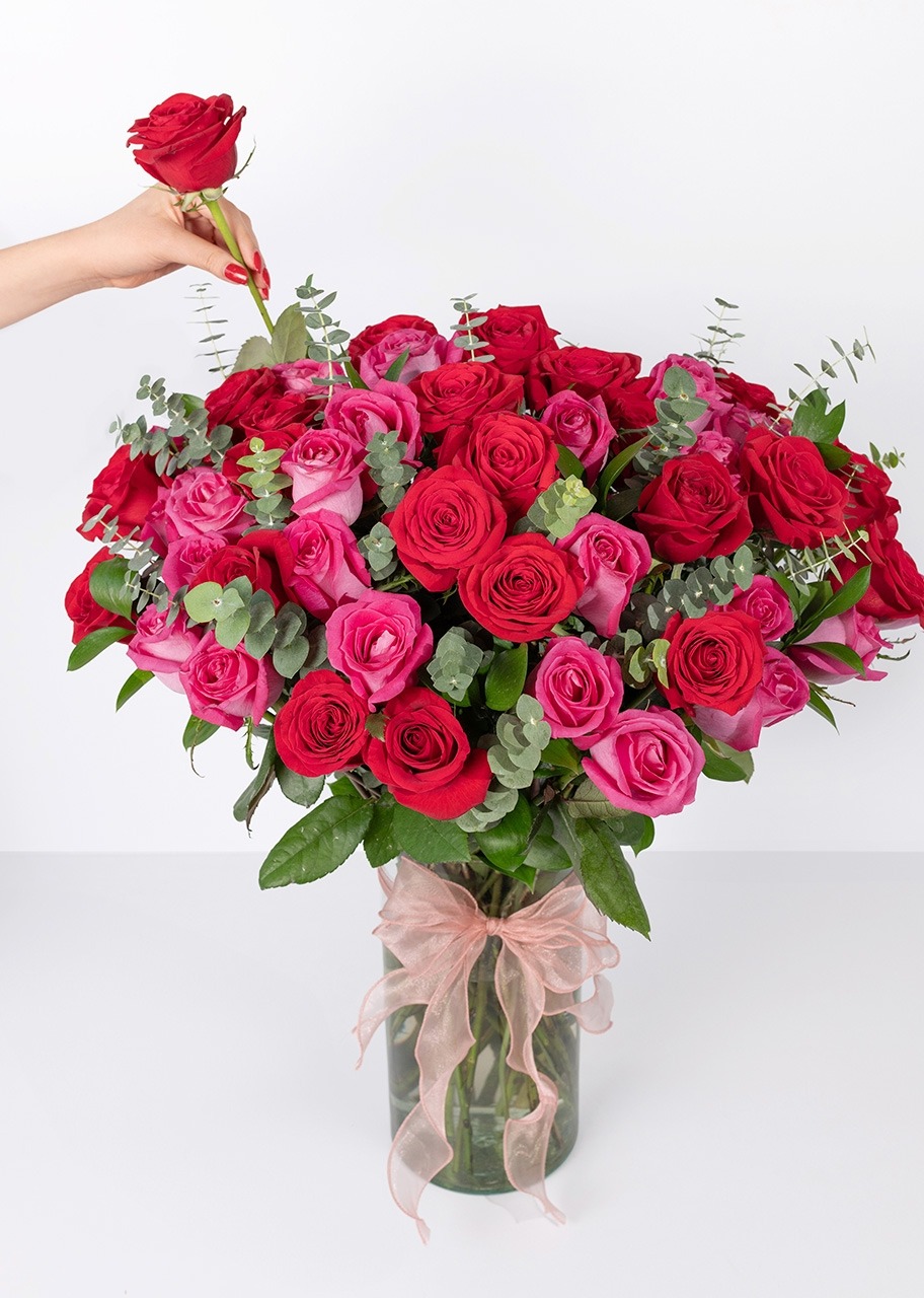 Imagen para Arreglo de Rosas Rojas y Fucsia  - 2