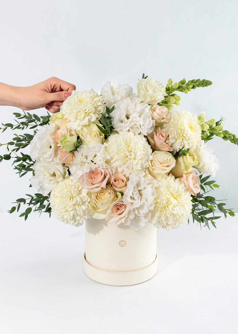 Imagen para Arreglo de Rosas y Lisianthus Blancos - 2