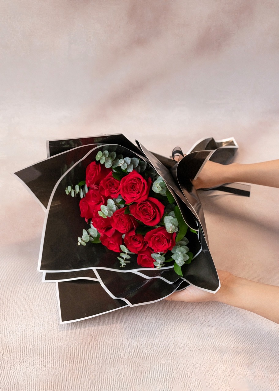 Imagen para Brownies con Ramo Rosas Rojas - 3