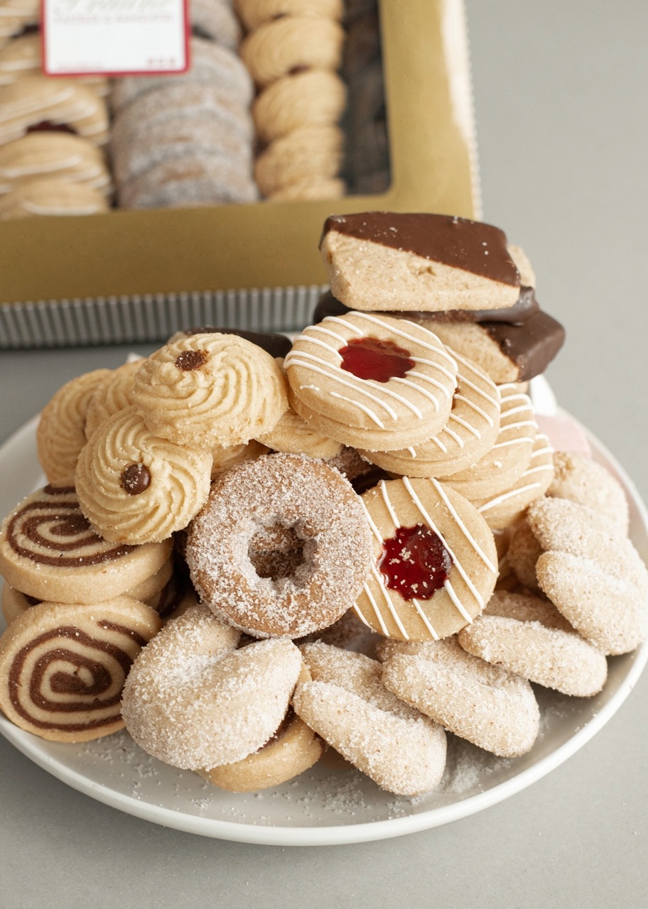 Caja de galletas surtidas Caja de galletas surtidas