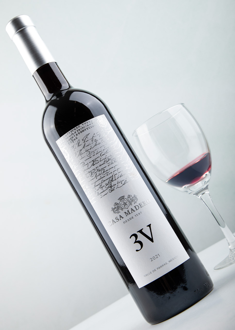 Imagen para Canasta Felices Fiestas con Vino 3V y Botanas - 3