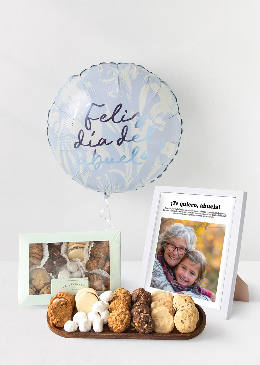 Imagen para Galletas Surtidas la Divinata con Globo y Marco Personalizado Abuela - 1
