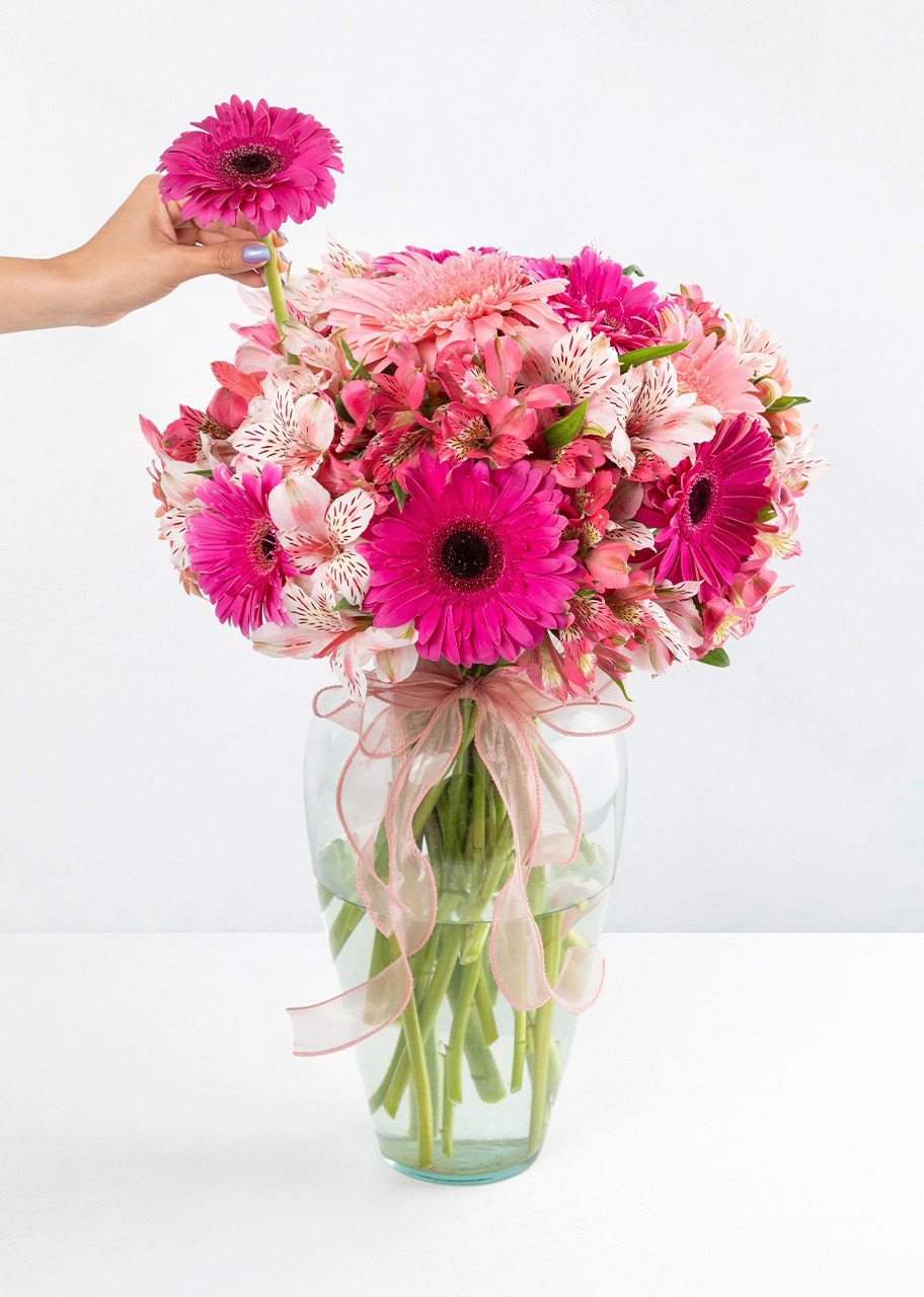 Imagen para Kit Cumpleañero Gerberas con Pastel Chocolate Florence - 2