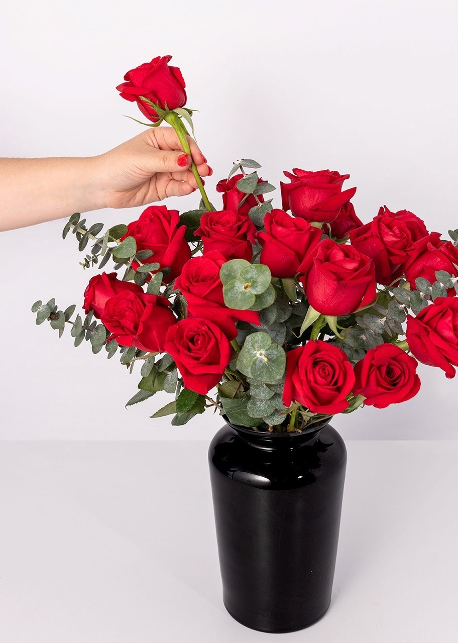 Imagen para 18 Rosas Rojas con Brownies La Divinata - 3