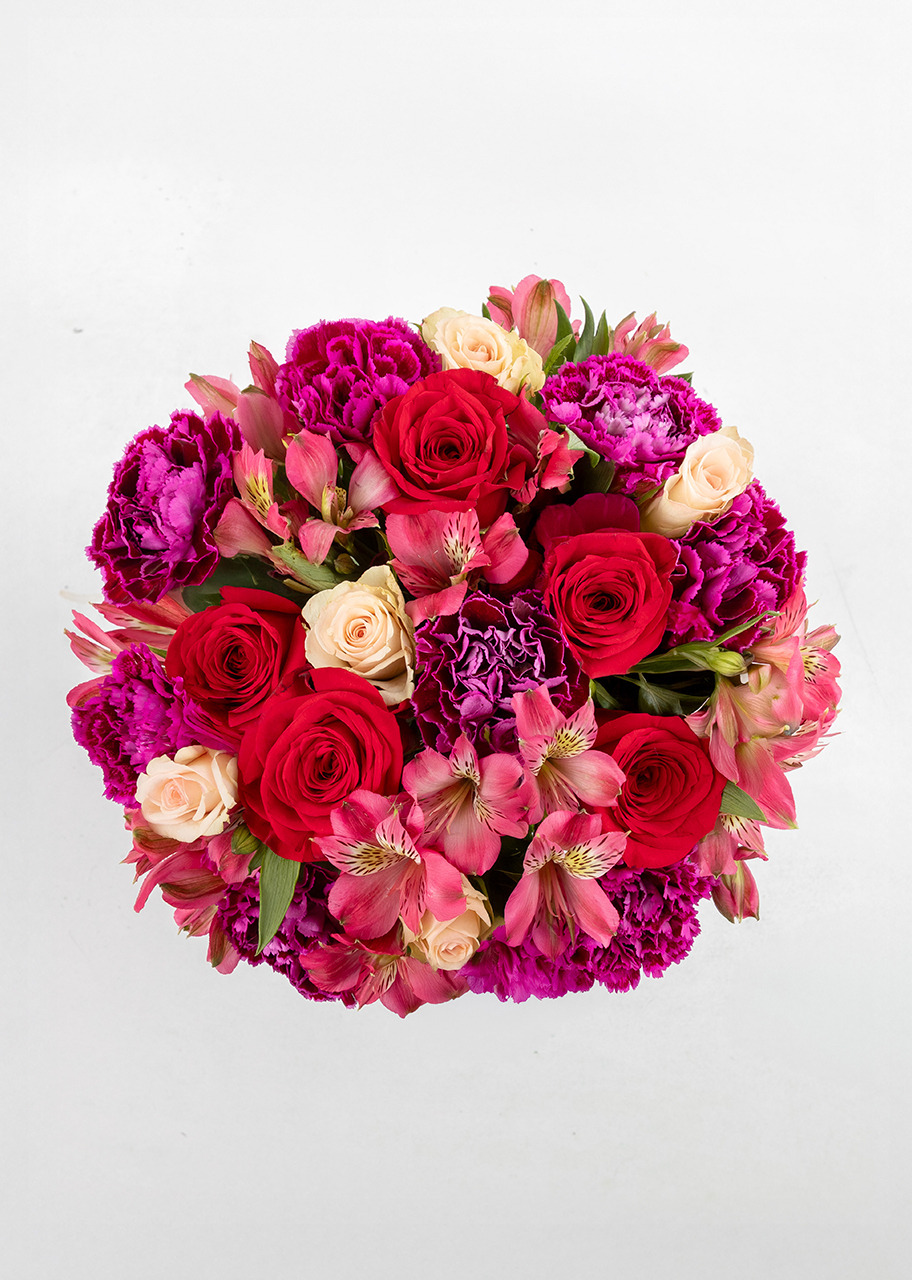 Imagen para Latido Ramo de Rosas Rojas y Claveles - 1