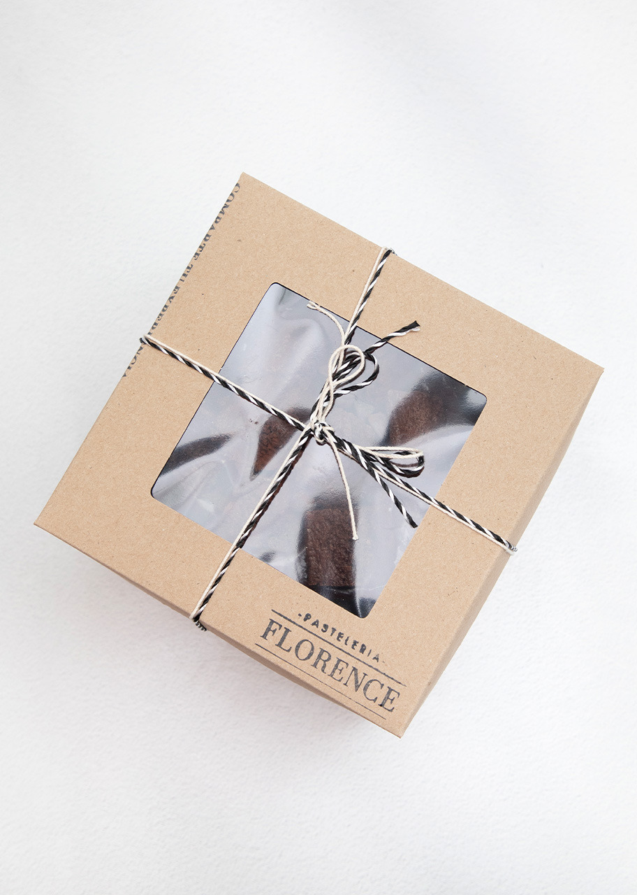 Imagen para Pastel Chocolate Florence con Globo "Happy Birthday" - 2