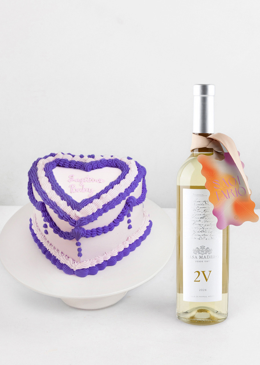 Imagen para Pastel Florence y Vino Blanco con Distintivo Sagitario - 1