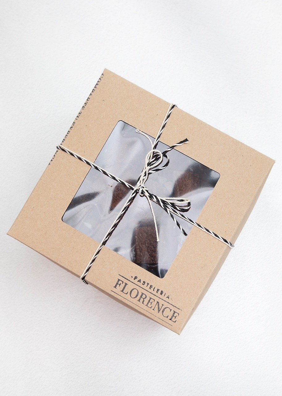 Imagen para Pastel Chocolate Mediano Florence - 6