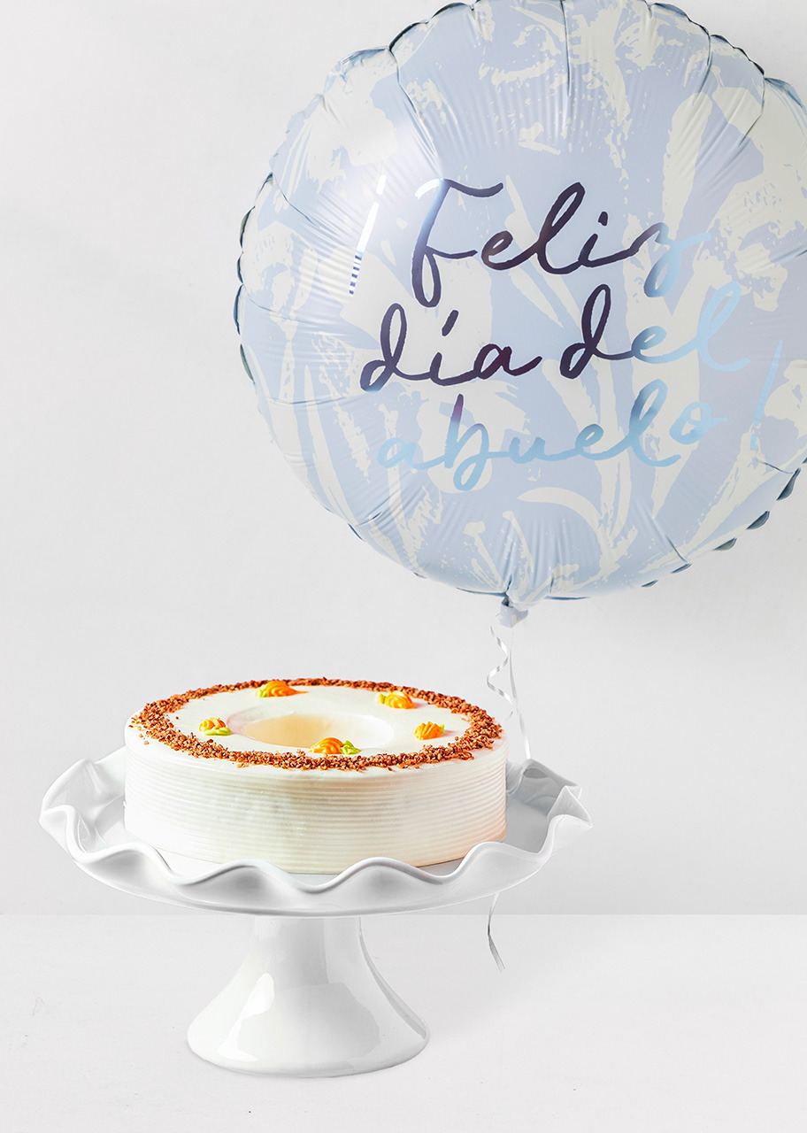 Imagen para Pastel de Zanahoria Magnolias con Globo de "Feliz Día del Abuelo" - 1
