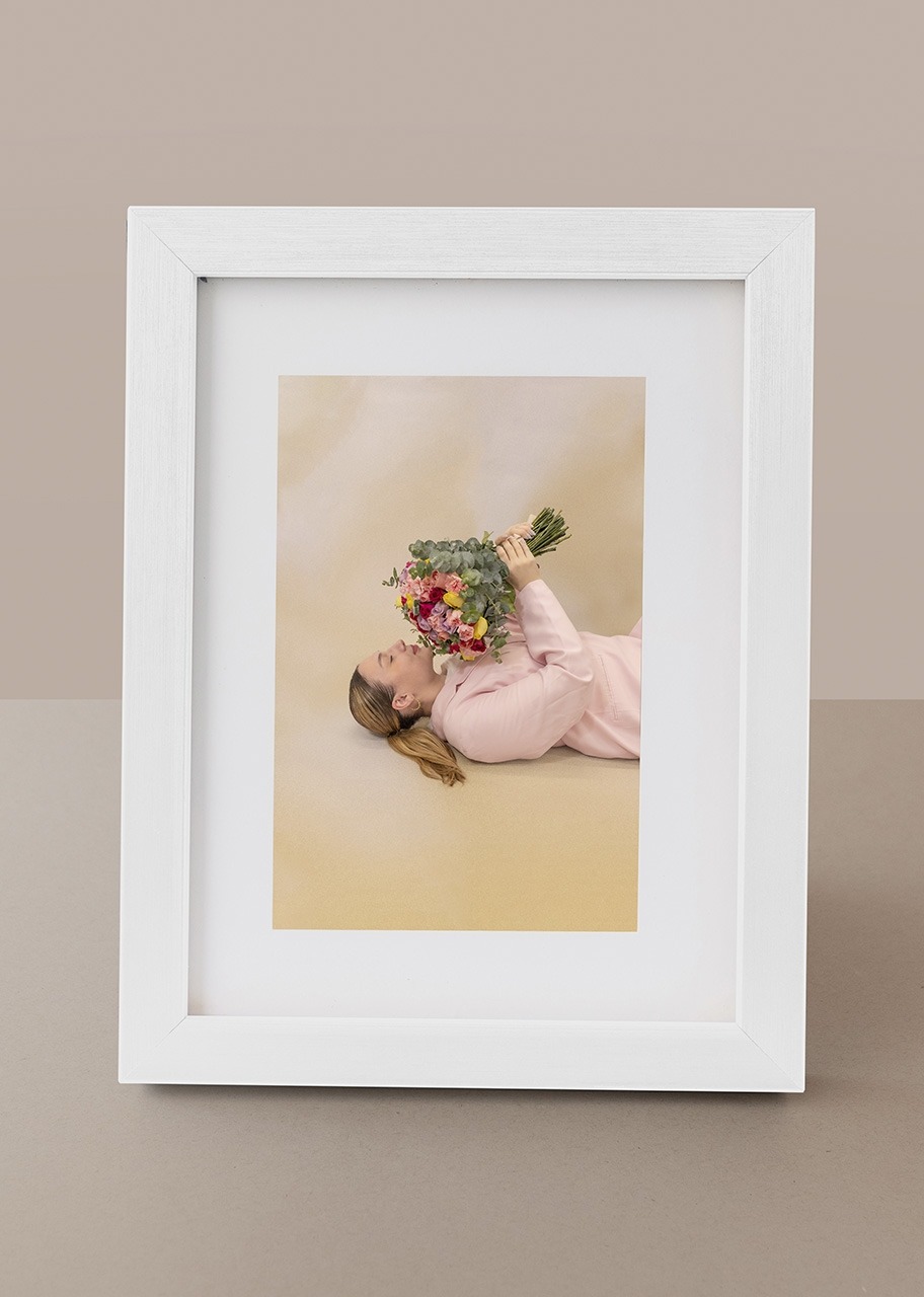 Imagen para Personaliza Regalo de Cumpleaños con Marco Blanco - 3