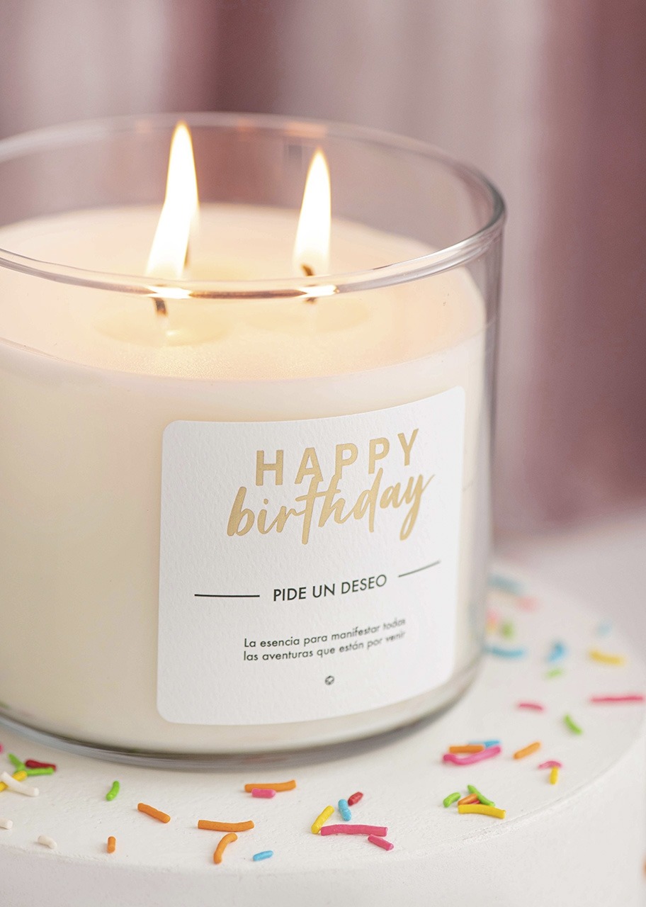 Imagen para Personaliza Regalo de Cumpleaños con Marco Blanco - 2