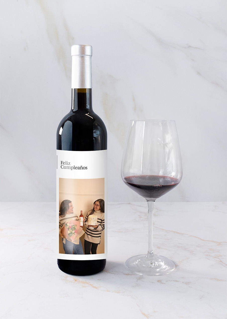 Imagen para Personaliza Vino 3V "Feliz Cumpleaños" con foto - 2