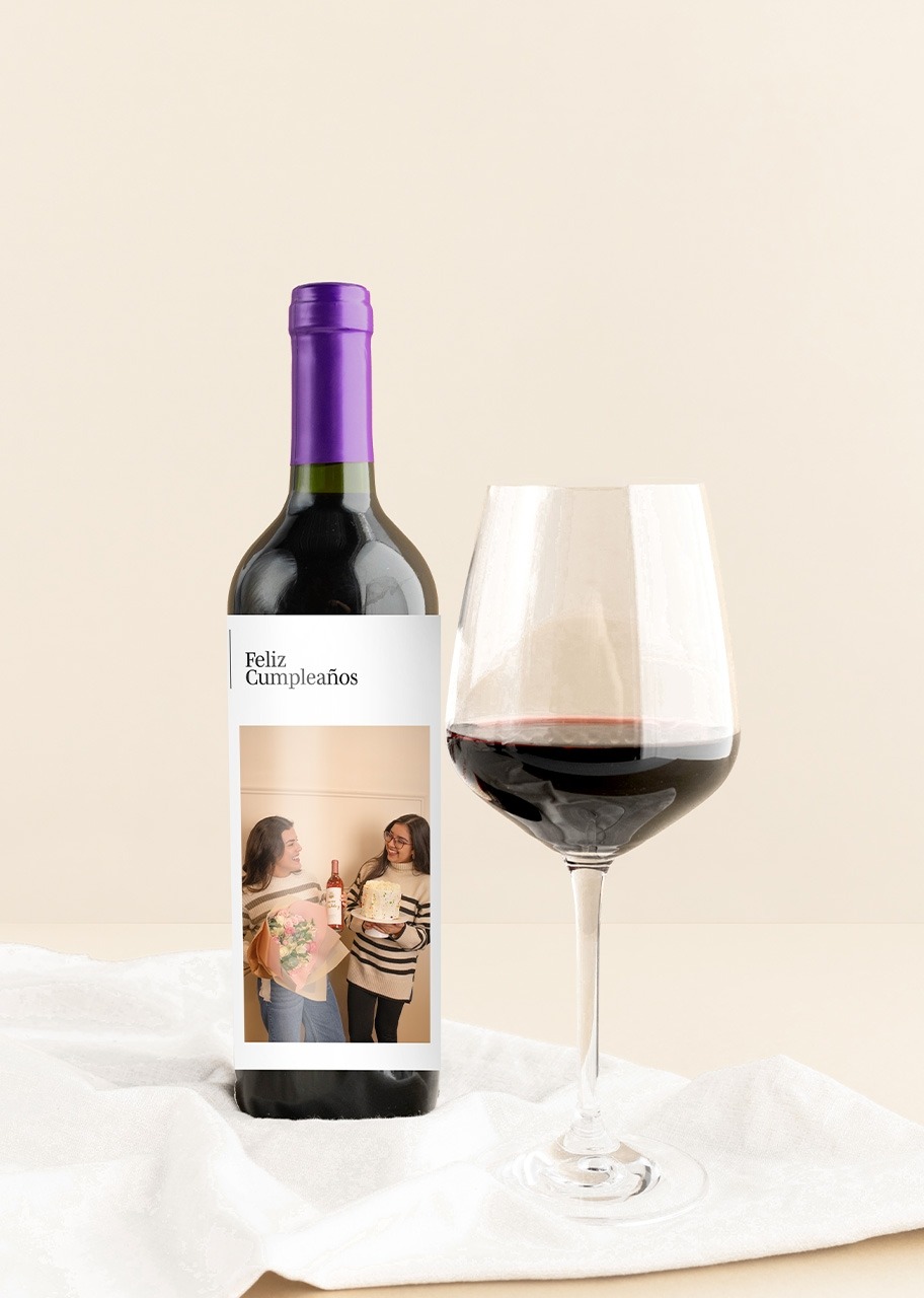 Imagen para Personaliza Vino Concha y Toro "Feliz Cumpleaños" con foto - 3
