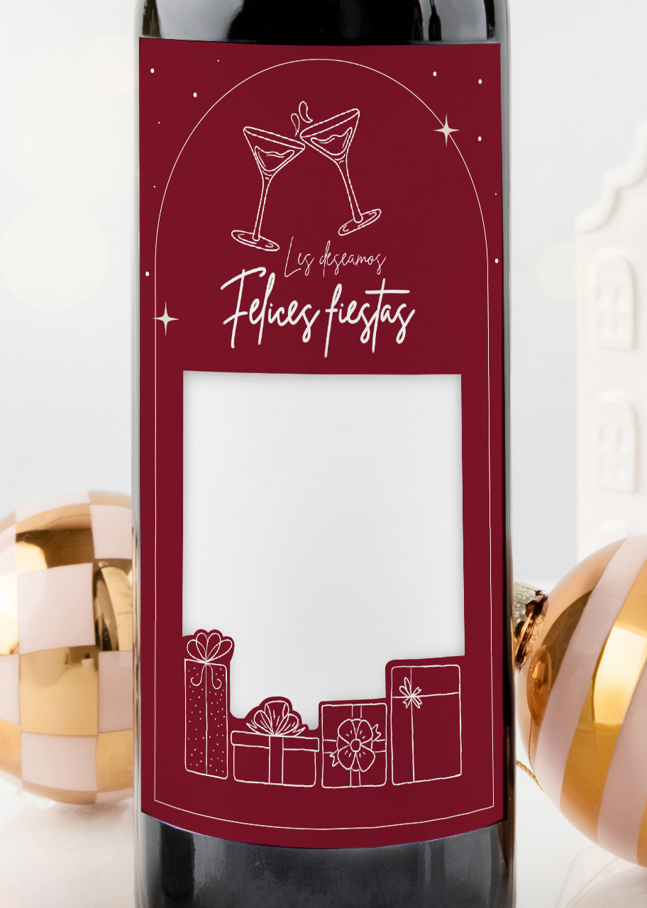 Imagen para Personaliza Vino Merlot Concha y Toro con etiqueta "Felices Fiestas" - 3