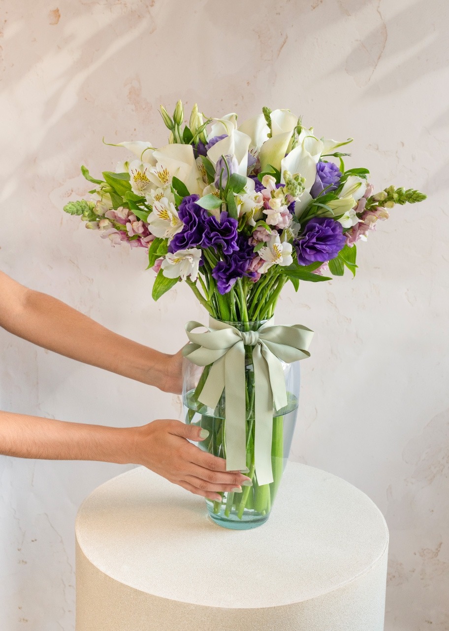 Imagen para Personaliza con Mini Foto Alcatraces y Lisianthus - 3