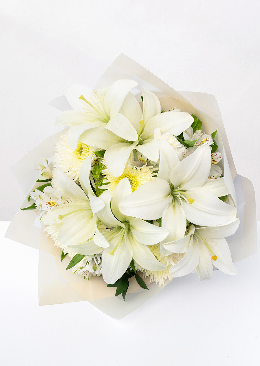 Imagen para Ramo de Lilys Blancas y Claveles  - 3
