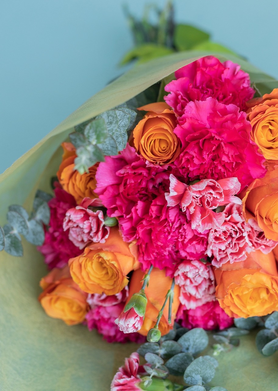 Imagen para Ramo de Rosas y Claveles - 3