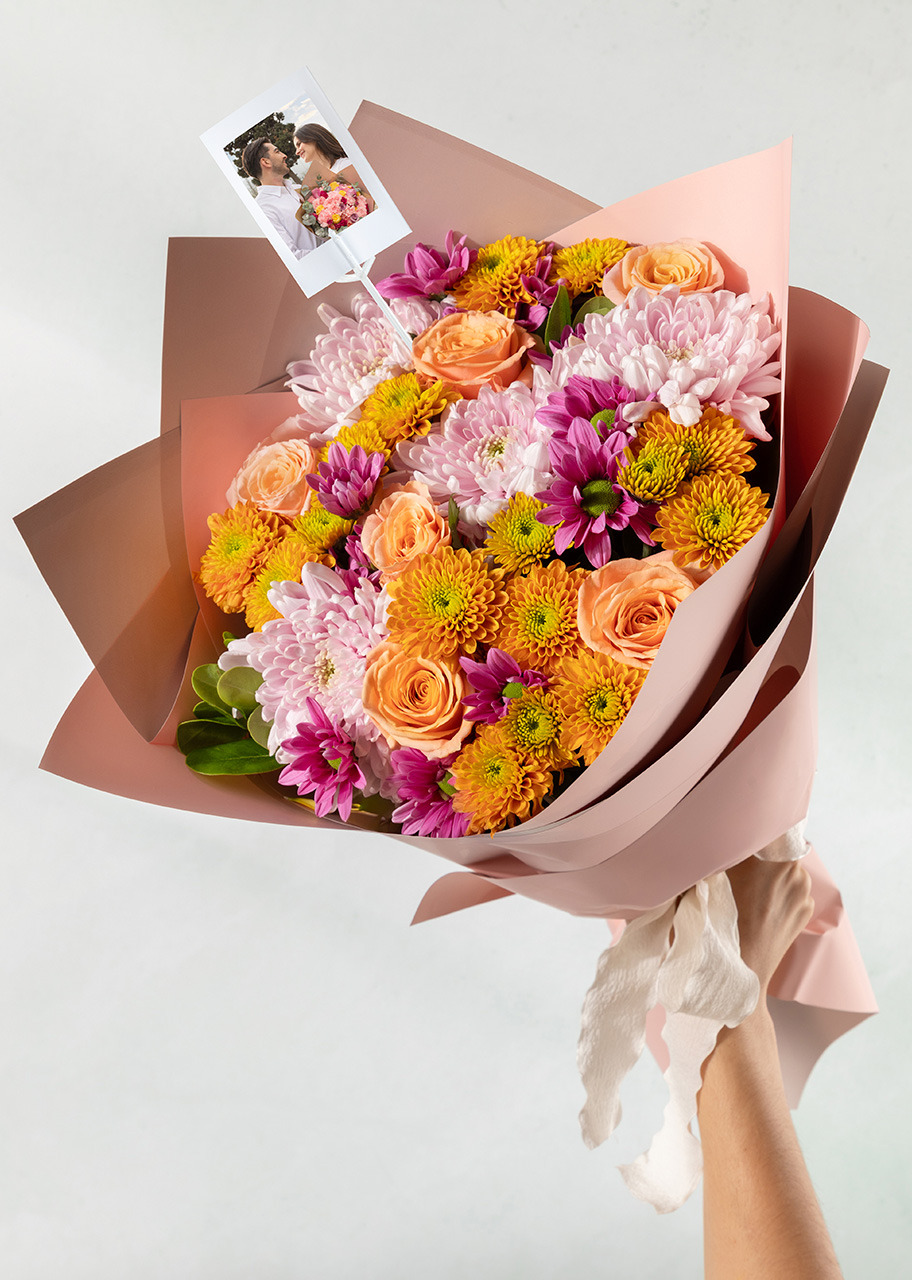 Imagen para Ramo de Rosas y Margaritas con Mini Foto - 1