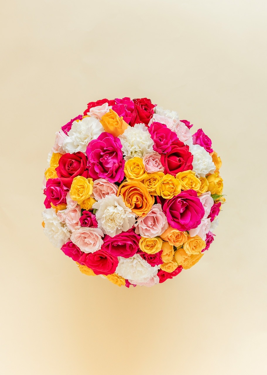 Imagen para Arreglo de Rosas Rojas y Mini Rosas - 3