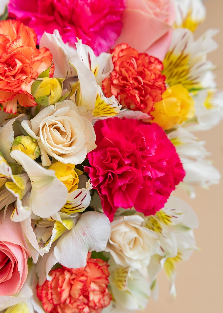 Imagen para Arreglo de Rosas y Mini Rosas - 4