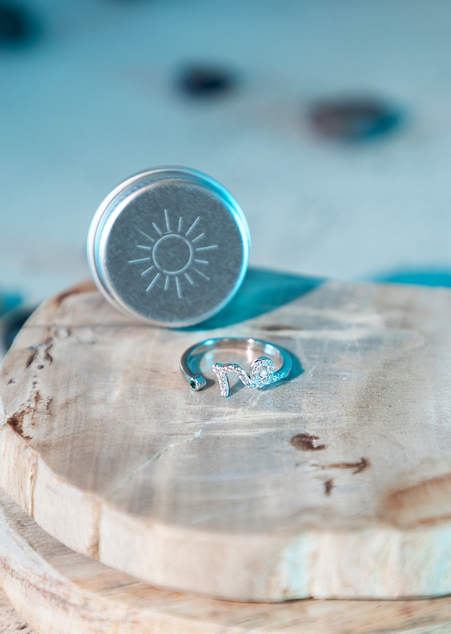 Imagen para Vela con Anillo Signo Capricornio Mirum 400 ml - 5