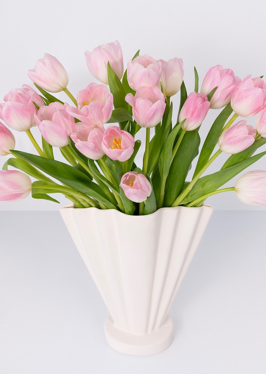 Imagen para 20 Tulipanes Rosa en Jarrón - 3