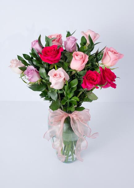 Arreglo Romántico de 12 Rosas