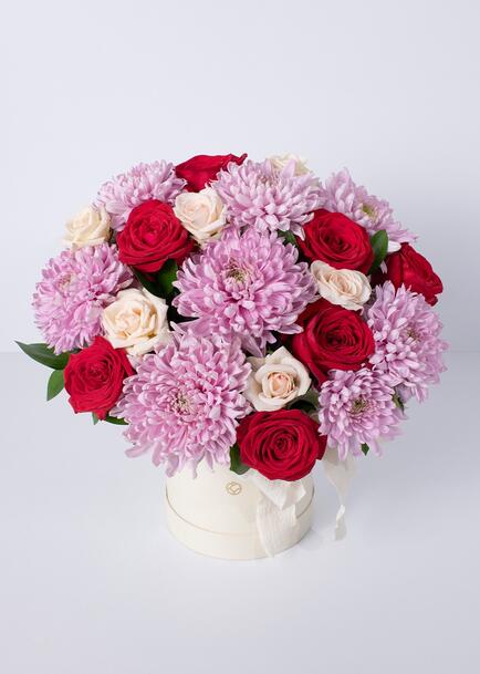 Arreglo de Rosas Rojas y Roxanas