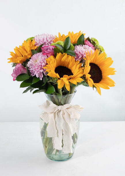 Arreglo de Girasoles y Rosas Lila