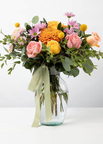 Arreglo de Rosas Combinadas con Margaritas