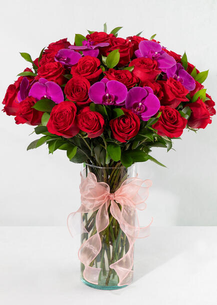 Arreglo de Rosas Rojas y Orquídeas