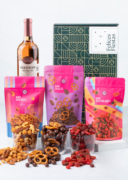 Canasta Felices Fiestas con Vino Beringer y Botanas