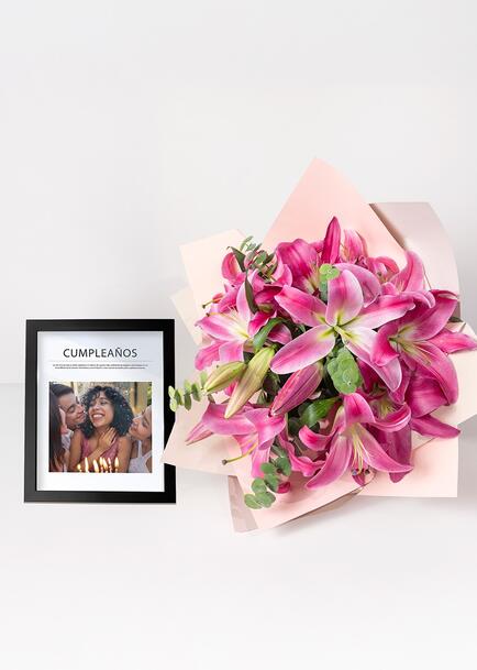 Marco Cumplea&ntilde;os con Ramo de Stargazer