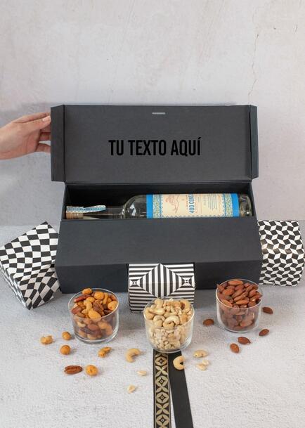 Personaliza Regalo con Mezcal y Botanas