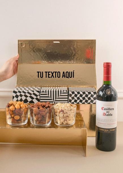 Personaliza Regalo con Vino Tinto y Botanas