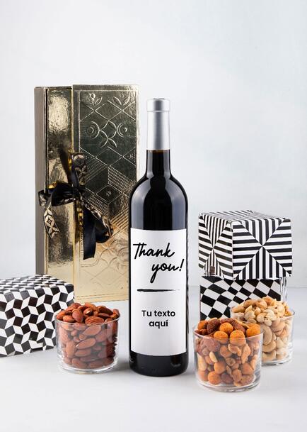 Personaliza Vino tinto con etiqueta "Thank you" y botanas