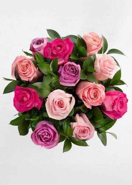 Ramo Romántico de 12 Rosas