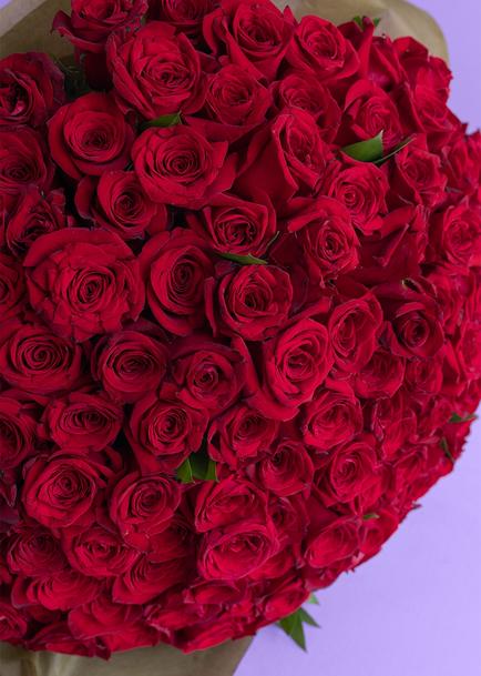 Ramo con 150 Rosas Rojas Enviaflores
